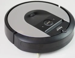 IRobot Roomba I7+ Saugroboter 90 Min Ladezeit 75 Min Laufzeit 0,4 Liter Schwarz -Reinigungsgeräte Laden 16a4c49753a804d688c2e9c0941422e2