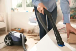 Philips Performer Silent Beutel Staubsauger, Allergiefilter, 99.9 % Staubaufnahme, 750 W, Rot (FC8784/09) -Reinigungsgeräte Laden 1d5dd7c90b10fb43d76dbfd5a9b69966