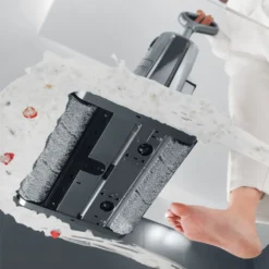 Uwant X100 Tragbarer Kabelloser All-in-One-Nass-Trocken-Staubsauger Für Mehrere Oberflächen Patentierte Doppelwalzenbürste Und Haarschneidegerät Selbstreinigende Intelligente Schmutzerkennung 600-ml-Wassertank 4000-mAh-Akku - Schwarz -Reinigungsgeräte Laden 435cdf5a25c1a338106fa87ef2216e33