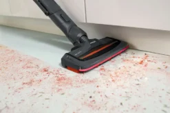 Philips SpeedPro 2-in-1 Kabelloser Akku Staubsauger 5000 Series, 180°-Saugdüse, 18 V, 30 Min, Schwarz (FC6722/01) -Reinigungsgeräte Laden 65feeb5a83bb5ad010b6f09843dafa1d