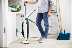 Leifheit Dampfreiniger CleanTenso Inkl. 2er Set Ersatz-Wischbezüge -Reinigungsgeräte Laden 6be0f4f5498163cdceada789506555cb