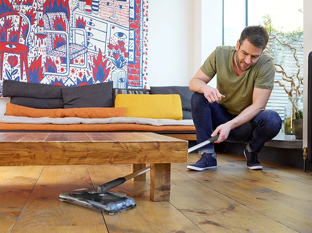 Black & Decker PSA215B Akku-Kehrbesen, 7,2V Li-Ion Black & Decker PSA215B Akku-Kehrbesen, 7,2V Li-Ion -Reinigungsgeräte Laden 7977b93183707581e658b95a216e80d8