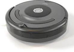 IRobot Roomba 676, Lithium-Ion (Li-Ion), 60 Min - 2 H, 0,6 L, Rund, Schwarz -Reinigungsgeräte Laden 8699212a6b94f1e30db92d1768c963bd