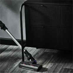 Rowenta X-NANO ESSENTIAL X-Nano RH1129, Trocken, Zyklonal, 82 DB, China, Beutellos, Violett, Aluminium -Reinigungsgeräte Laden 9cafc4fe252956b07e54e5bcc60438fe