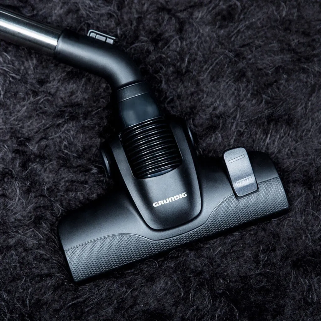 Grundig VCC6670A Zyklon Bodenstaubsauger Grundig VCC6670A Zyklon Bodenstaubsauger -Reinigungsgeräte Laden add980f38120513ce341674d9d985c65