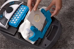 HooGo B3+ Bodenstaubsauger 3 Liter Mit Beutel Inkl. Parkett-, Polster- Und Fugendüse, Möbelbürste, 11m Aktionsradius, HEPA14 Filter, Allergikertauglich -Reinigungsgeräte Laden b89baa014a85c8ec822fa7f8e68b141e