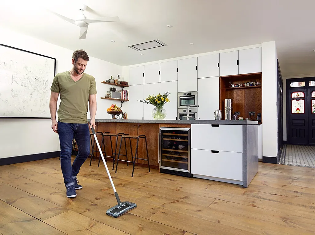 Black & Decker PSA215B Akku-Kehrbesen, 7,2V Li-Ion Black & Decker PSA215B Akku-Kehrbesen, 7,2V Li-Ion -Reinigungsgeräte Laden e9047b36a9814019c8f2a7835506a776