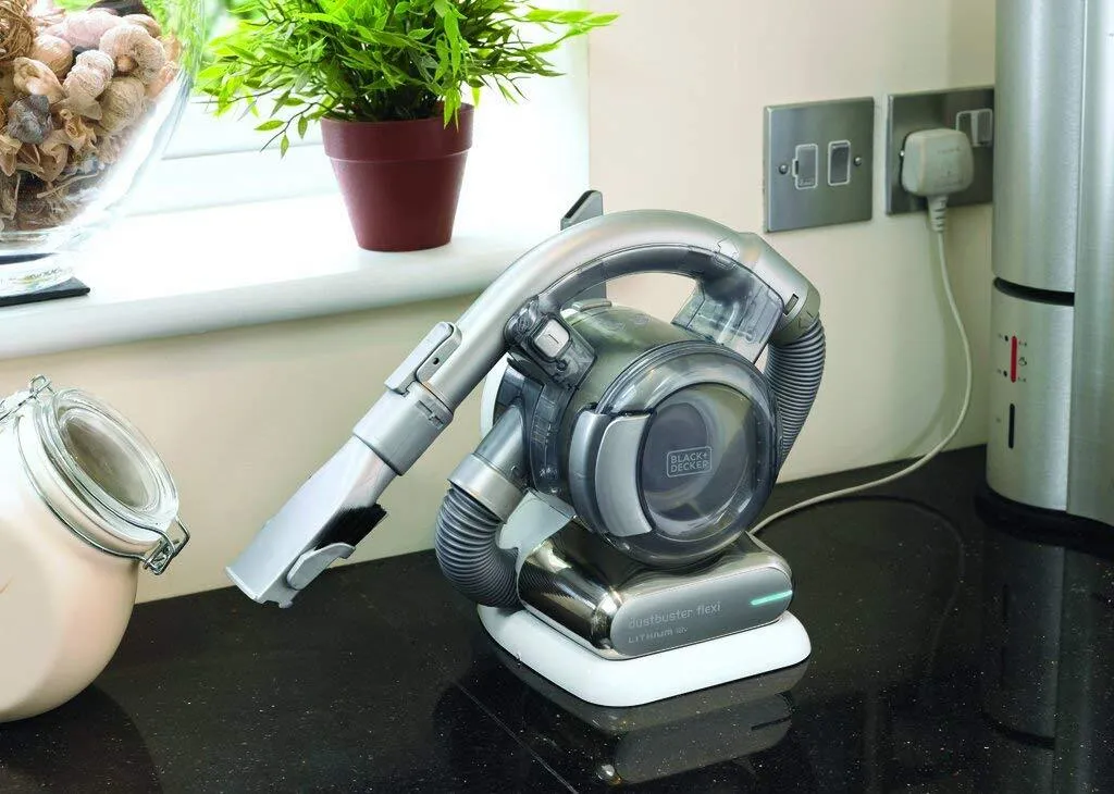 Black&Decker PD1820L Kleinstaubsauger, 25 Watt Black & Decker Black&Decker PD1820L Kleinstaubsauger, 25 Watt -Reinigungsgeräte Laden efc682e7998a98bcb0f6832e8581680c