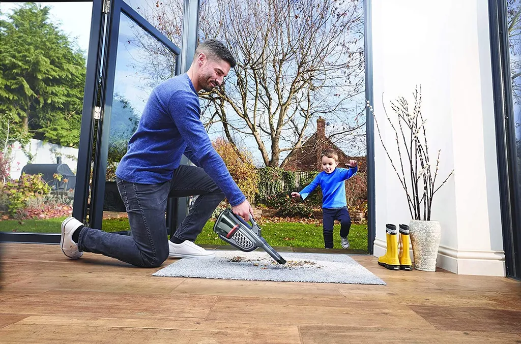 Black & Decker BHHV520BT - Handstaubsauger - titanium Black & Decker BHHV520BT - Handstaubsauger - Titanium -Reinigungsgeräte Laden fa6614685233324380a8061bb99dbceb